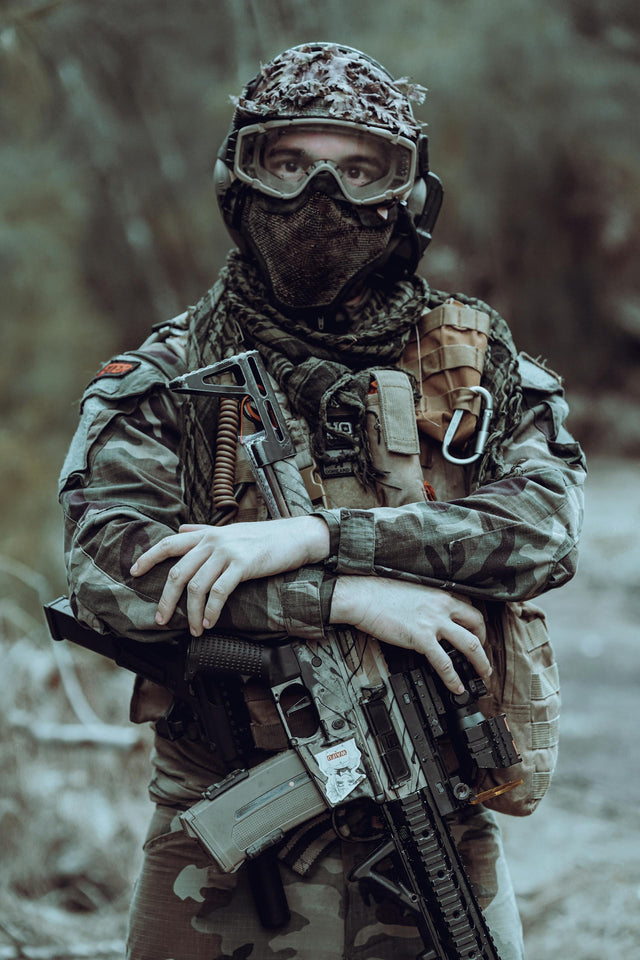 Weekly News Roundup: HICAR Program, Army Recruiting Milestone, and M MRZR Contract