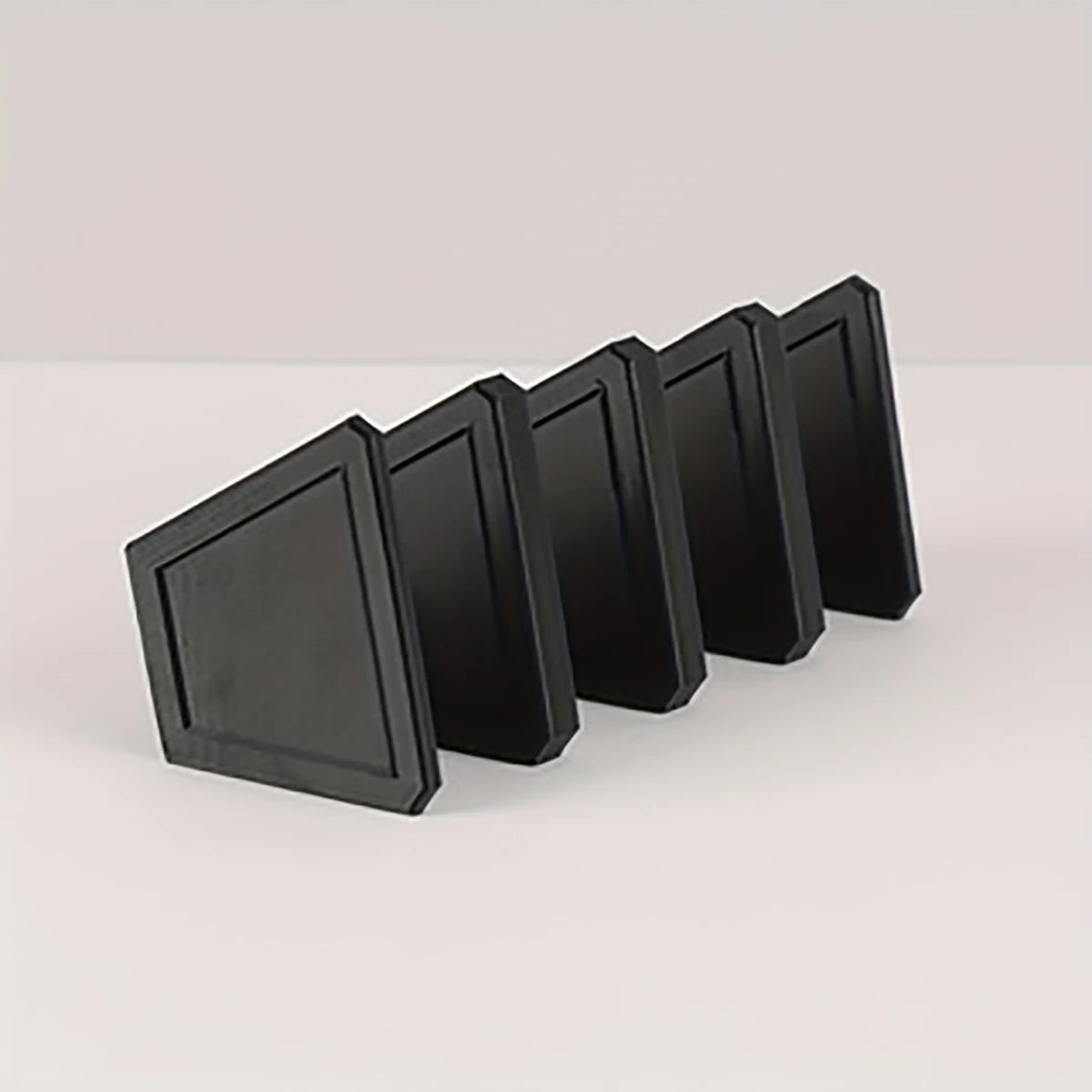 Battle Jacket Rack BattleGear™ – Tactical Magazine Storage Rack – Military Overstock