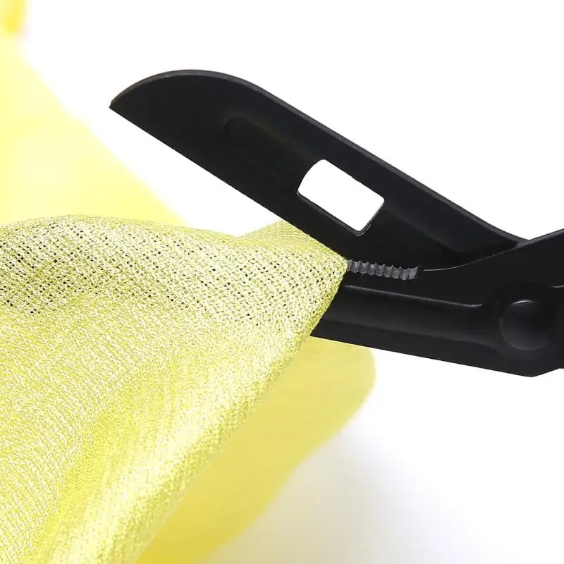 BattleGear Trauma Shears - Handle Design